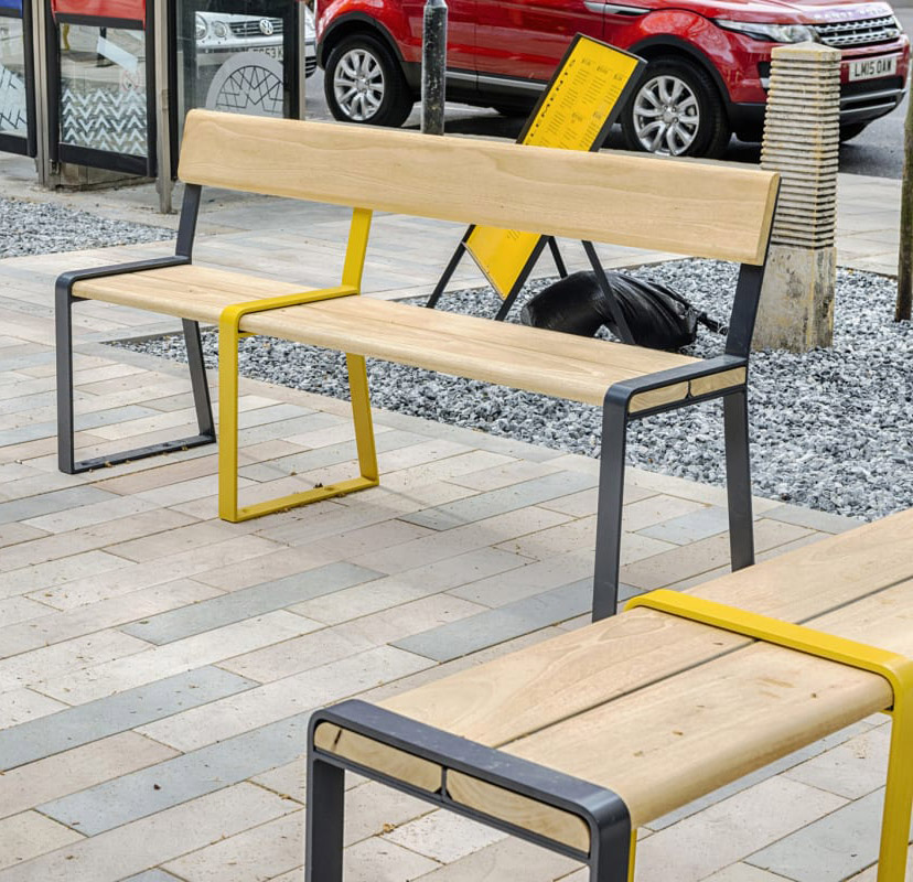 loci-seat-and-benches-with-stonespar-vasanta-blend-sandstone-11092