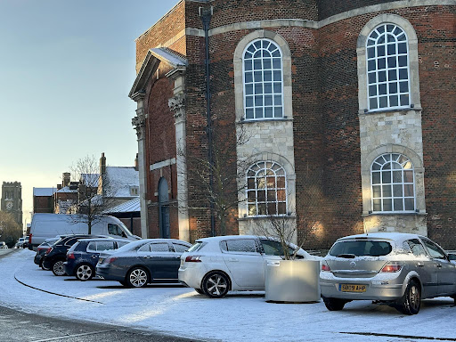 St George's Theatre before bollard installation